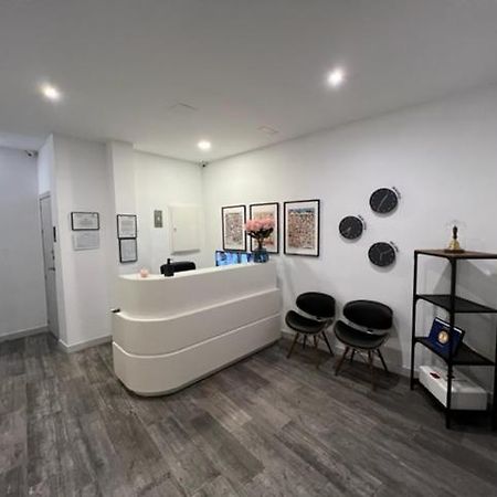 Hostal Rias Bajas Madrid Luaran gambar